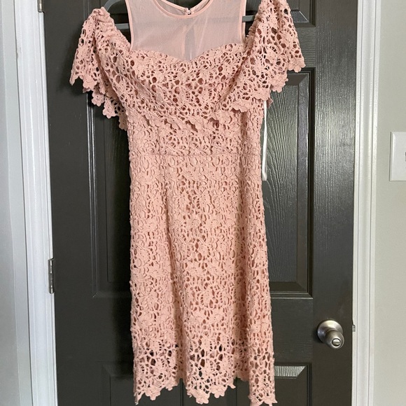 J.O.A. Peach Pink Cold Shoulder Lace Dress - M - Picture 3 of 6